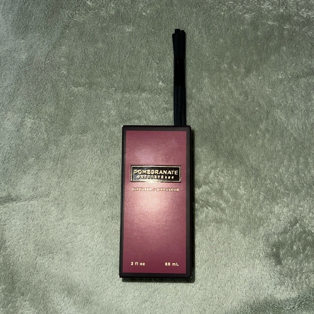 Pottery barn, pomegranate, reed diffuser